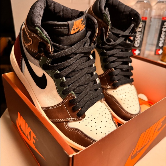 Air Jordan 1 Retro High OG Hand Crafted - Picture 2 of 5